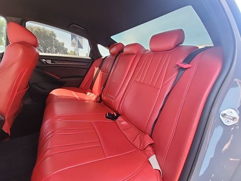 Used 2022 Honda Accord Sport image 9