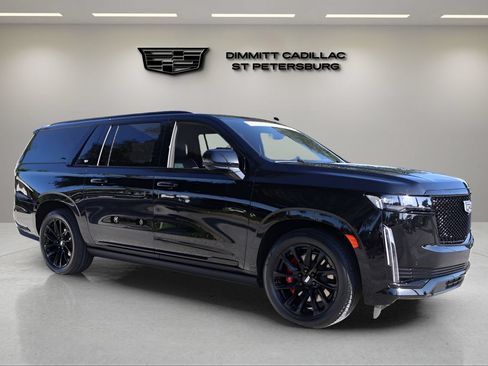 Certified 2024 Cadillac Escalade ESV Sport Platinum w/ LPO, ONYX Package AWD/4WD image 8