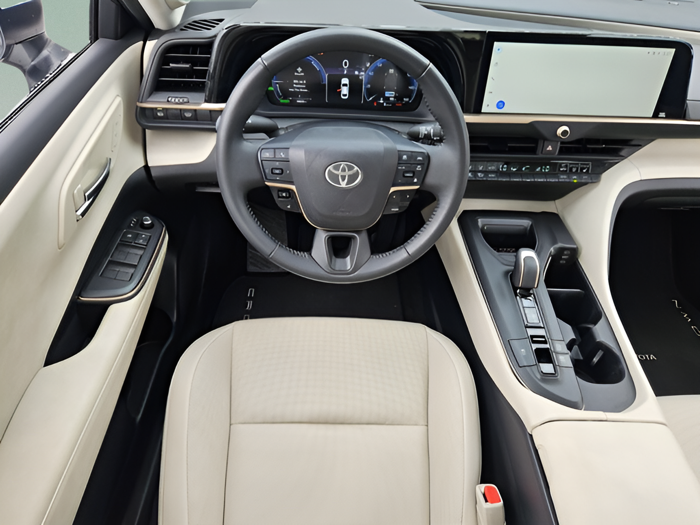 Used 2023 Toyota Crown AWD/4WD image 12