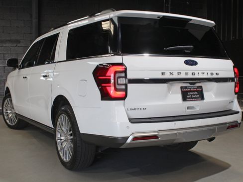 Used 2023 Ford Expedition Max Limited AWD/4WD image 9