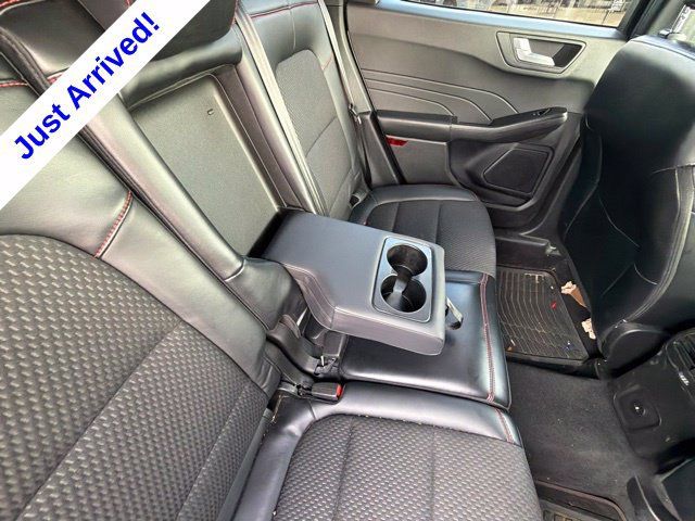 Used 2023 Ford Escape ST-Line w/ Tech Pack #1 AWD/4WD image 35