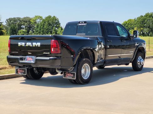 New 2025 RAM 3500 Limited image 3