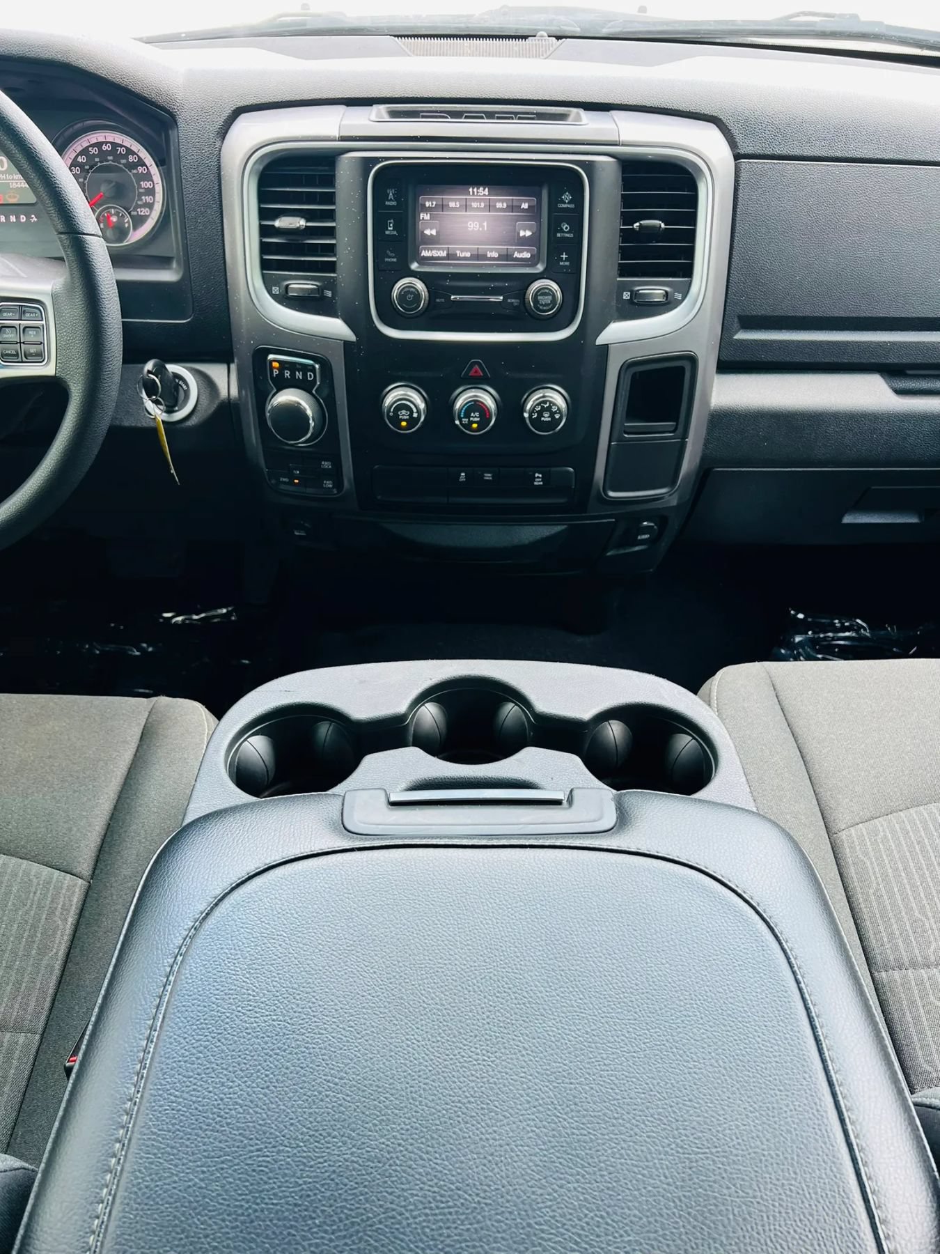 Used 2024 RAM 1500 Warlock AWD/4WD image 15