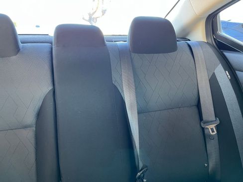 Used 2025 Nissan Versa SV image 38