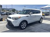 Used 2015 Kia Soul + image 2