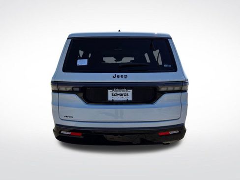 New 2026 Jeep Grand Wagoneer L Limited AWD/4WD image 4