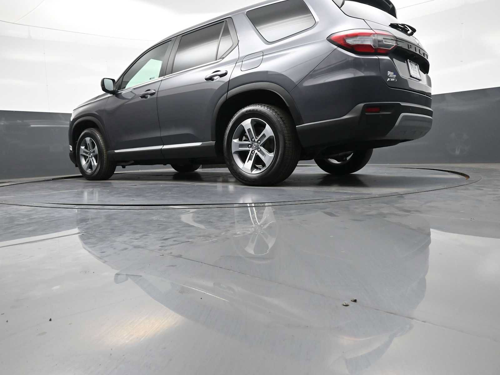 Used 2023 Honda Pilot EX-L image 33