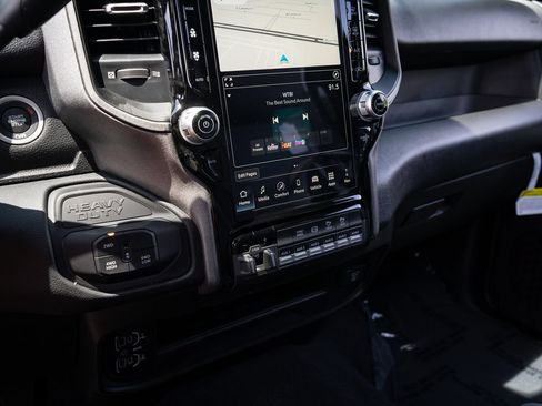 New 2026 RAM 3500 Tradesman AWD/4WD image 25