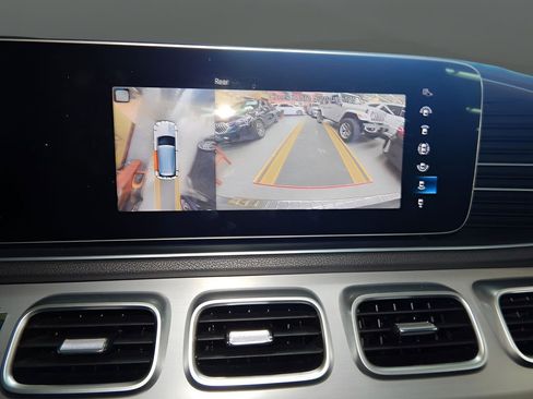 Used 2022 Mercedes-Benz GLE 350 4MATIC image 17