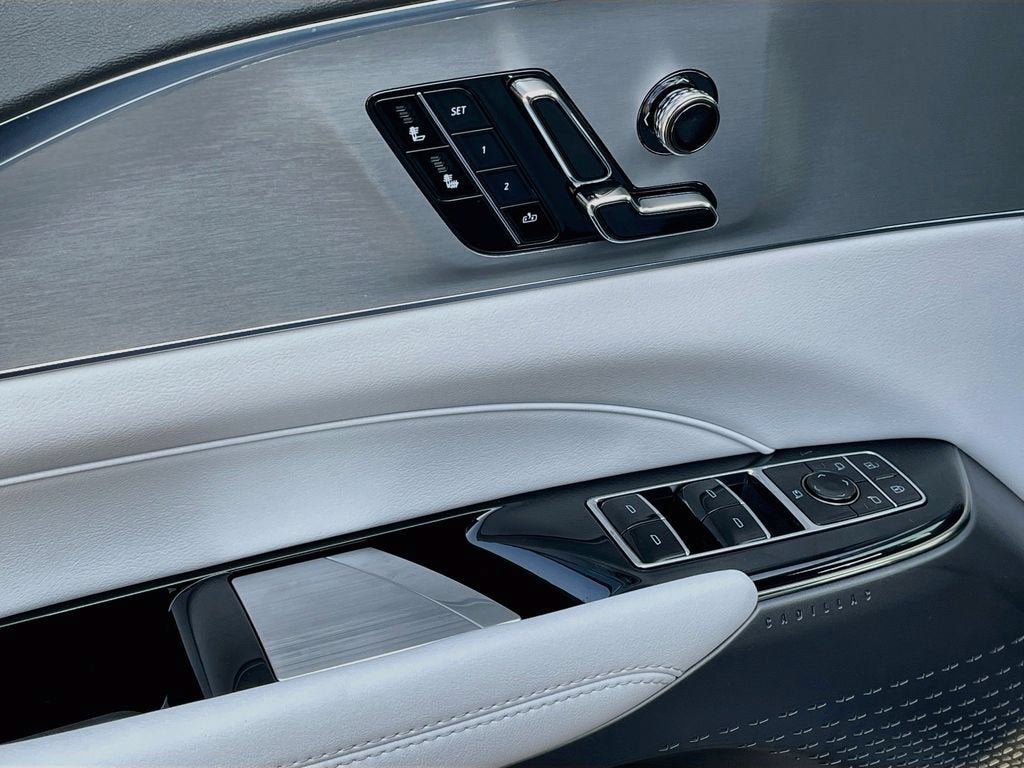 New 2027 Cadillac Lyriq Sport RWD image 11