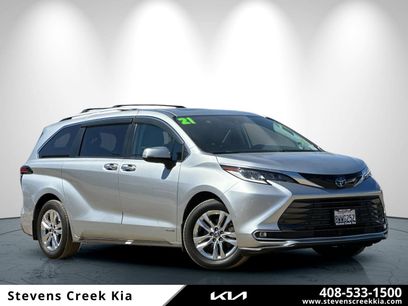 Used 2021 Toyota Sienna Limited