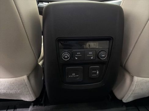Used 2023 Buick Enclave Premium w/ Experience Buick Package image 31