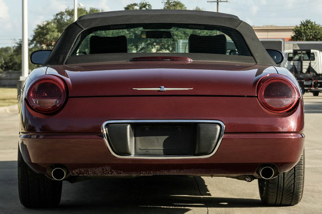 Used 2004 Ford Thunderbird RWD image 17