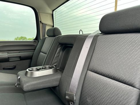 Used 2012 Chevrolet Silverado 2500 LT w/ Interior Plus Package AWD/4WD image 24