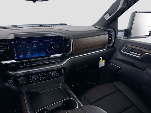 New 2026 Chevrolet Silverado 3500 High Country w/ High Country Premium Package image 24