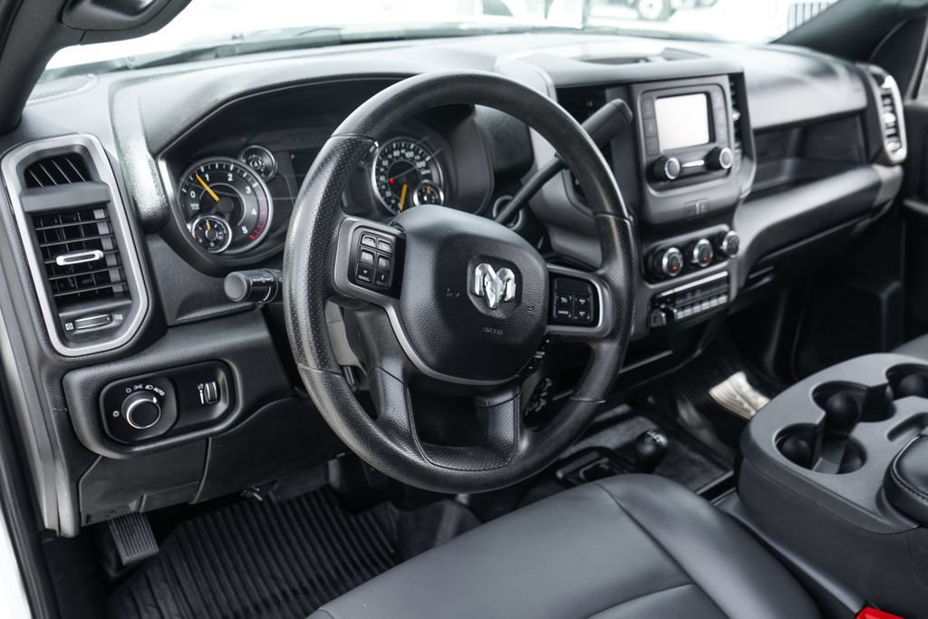 Used 2022 RAM 5500 Tradesman w/ Chrome Appearance Group AWD/4WD image 25