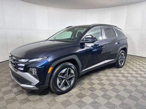 Certified 2025 Hyundai Tucson SEL image 7