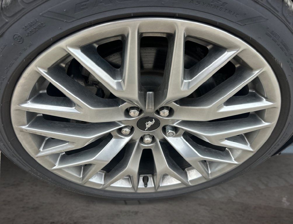 Used 2025 Ford Mustang GT Premium RWD image 16
