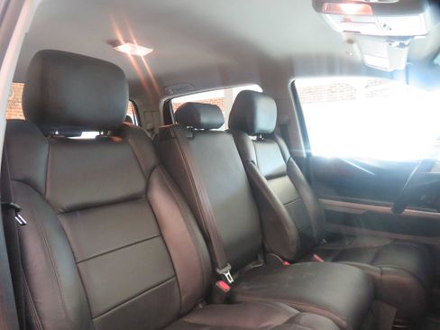 Used 2019 Toyota Tundra SR5 AWD/4WD image 28