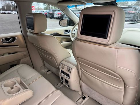 Used 2013 INFINITI JX35 AWD w/ Premium Pkg image 24