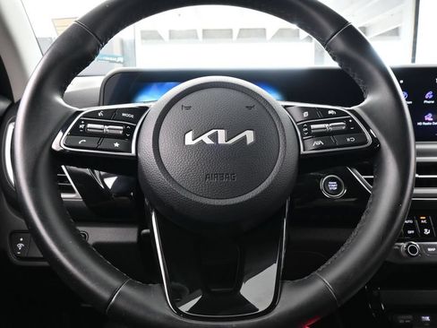 Used 2024 Kia Seltos S FWD image 25