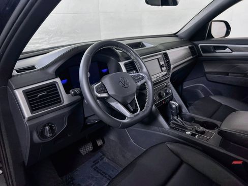 Used 2023 Volkswagen Atlas Cross Sport SE AWD/4WD image 9