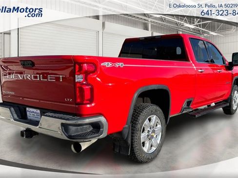 Used 2023 Chevrolet Silverado 3500 LTZ w/ LTZ Premium Package image 3