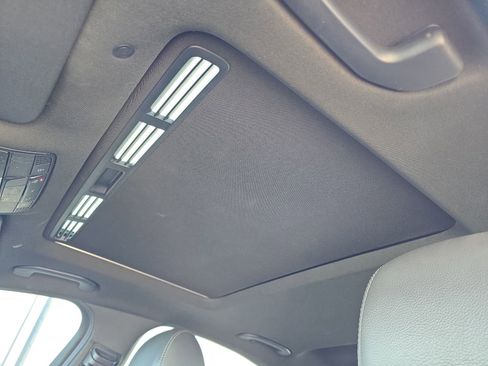 Used 2019 Mercedes-Benz C 300 C 300 image 17