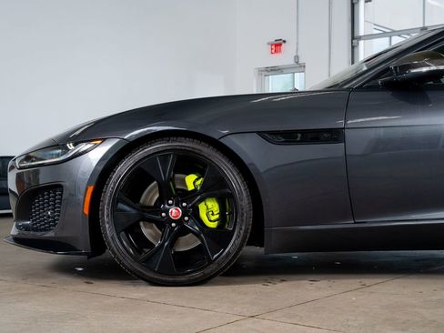 Used 2021 Jaguar F-TYPE Coupe RWD image 20