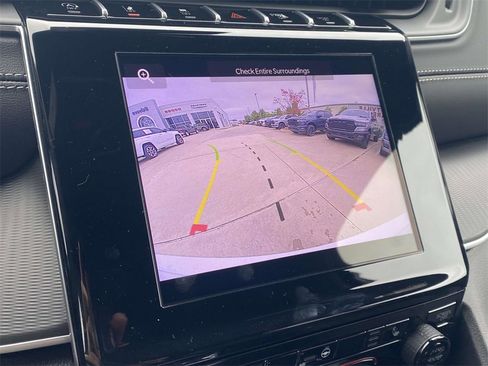 New 2025 Jeep Grand Cherokee Altitude image 25