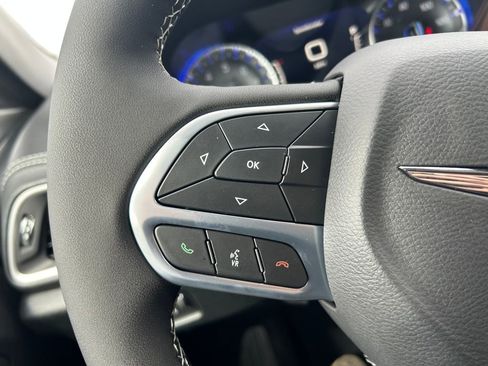 New 2026 Chrysler Pacifica Select image 18