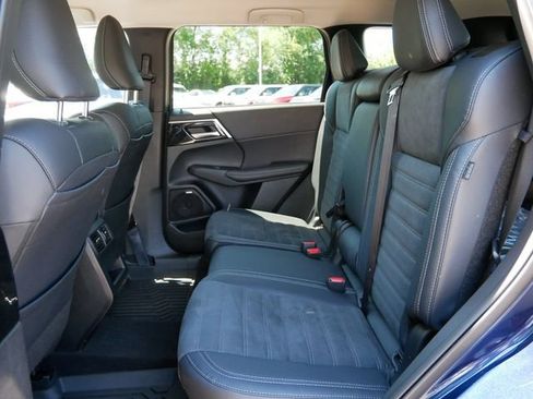 Used 2026 Mitsubishi Outlander SE AWD/4WD image 11