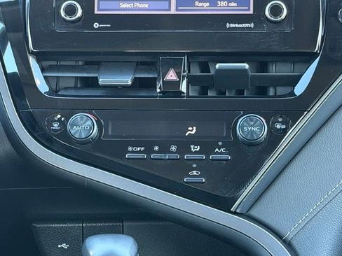 Certified 2023 Toyota Camry SE w/ Convenience Package image 23