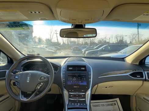 Used 2014 Lincoln MKZ AWD image 15