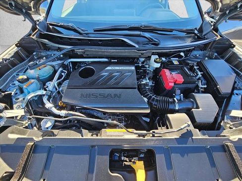 Used 2023 Nissan Rogue SL image 29
