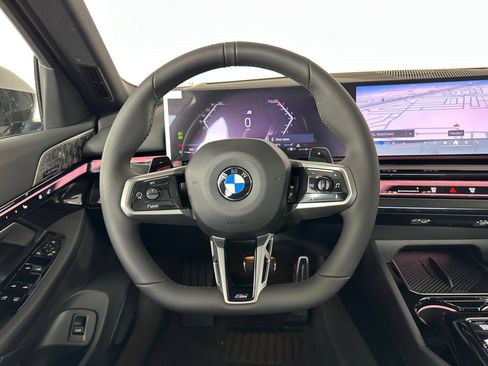 Used 2026 BMW 530i w/ Executive Package RWD image 9