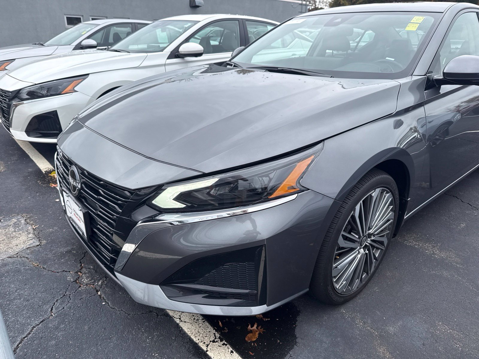 Certified 2024 Nissan Altima 2.5 SL AWD/4WD image 5