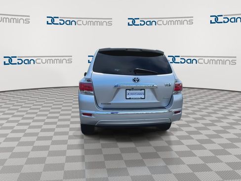 Used 2012 Toyota Highlander Limited AWD/4WD image 7