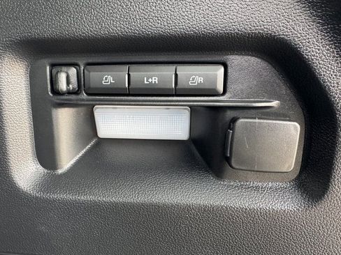 Certified 2023 Ford Explorer Limited w/ Limited Technology Package image 20