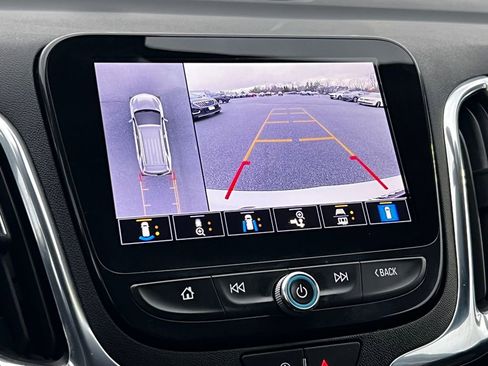 Used 2023 Chevrolet Equinox Premier image 27