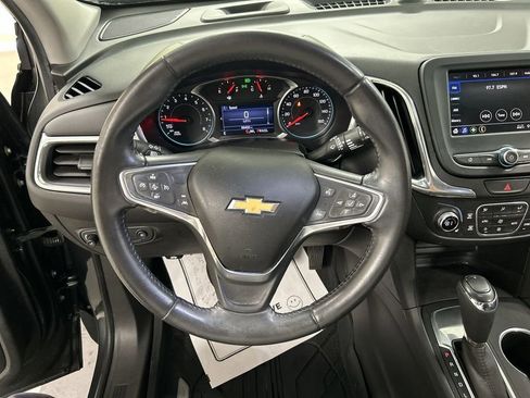 Used 2020 Chevrolet Equinox LT FWD image 4
