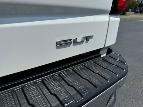 Used 2019 GMC Sierra 1500 SLT w/ SLT Premium Plus Package image 9