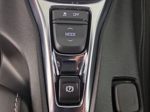 Used 2022 Chevrolet Camaro LT RWD image 16