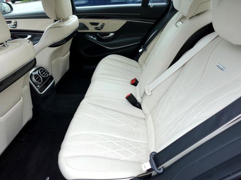 Used 2020 Mercedes-Benz S 63 AMG 4MATIC Sedan w/ Warmth & Comfort Package image 21