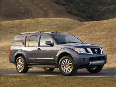 Used 2009 Nissan Pathfinder SE w/ SE Leather Pkg