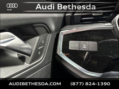 Certified 2025 Audi Q3 2.0T Premium w/ Convenience Package AWD/4WD image 15