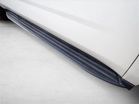 Used 2015 Chevrolet Suburban LT w/ Luxury Package image 10