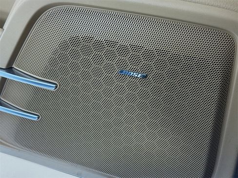 Used 2018 Porsche Cayenne image 12