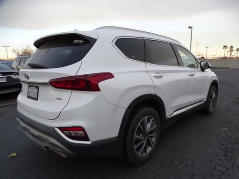 Used 2020 Hyundai Santa Fe SEL w/ Convenience Package image 3