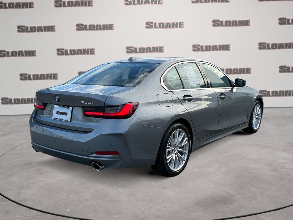 Certified 2024 BMW 330i xDrive Sedan w/ Premium Package AWD/4WD image 5